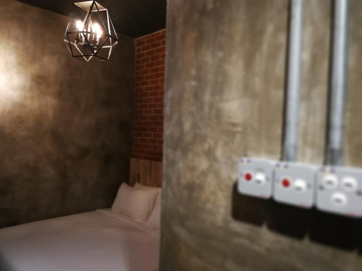 The Rise Room Kuala Terengganu Dış mekan fotoğraf A room at the hotel